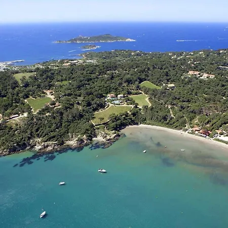 아파트 Le Palm, Climatise Pour 4 Personnes Avec Vue Et Piscine Sur Le Port D'hyeres *